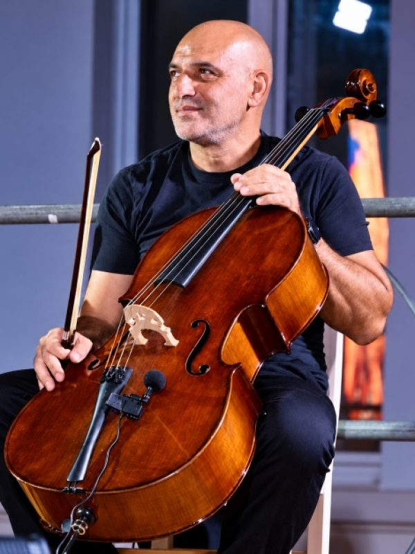 Davide_Caiaffa_foto_alta_definizione_page-0001